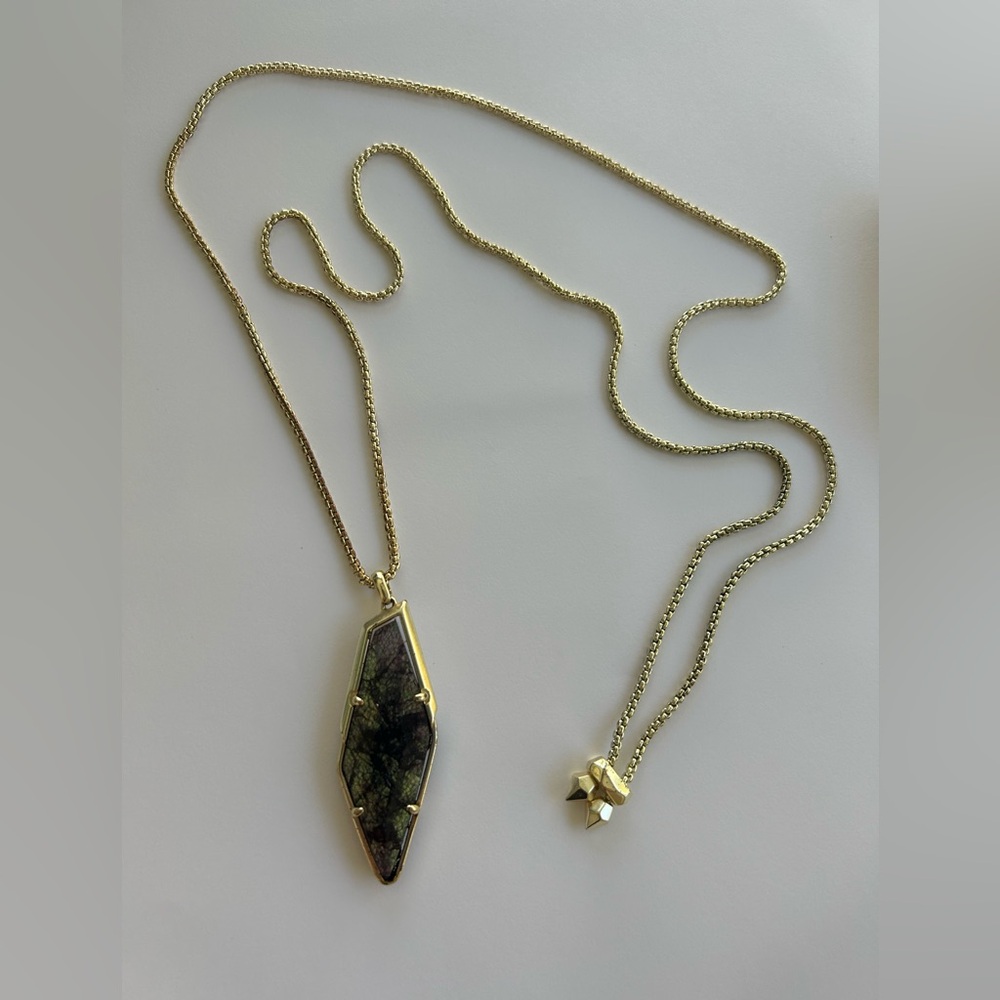 Kendra Scott Olive Green Stone Gold Pendant Necklace